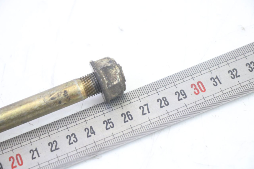 photo de EJE RUEDA DELANTERO KYMCO AGILITY NAKED RENOUVO 2T 50 (2011 - 2018)