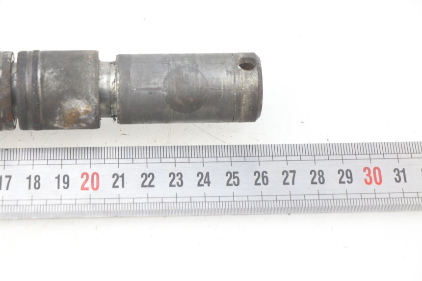 photo de EJE RUEDA DELANTERO HONDA CBR RR FIREBLADE 900 (1992 - 1994)