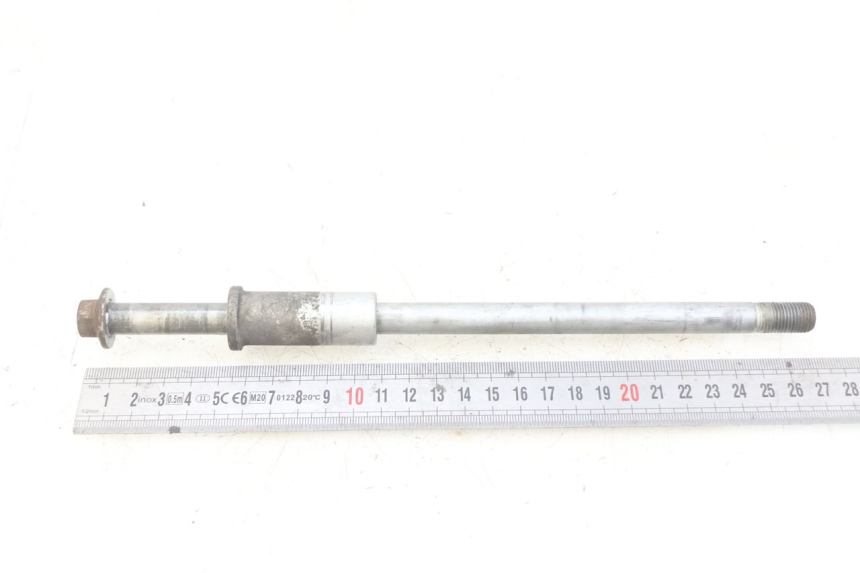 photo de EJE DE LA RUEDA DELANTERA HONDA FES PANTHEON 2T 125 (1998 - 2002)