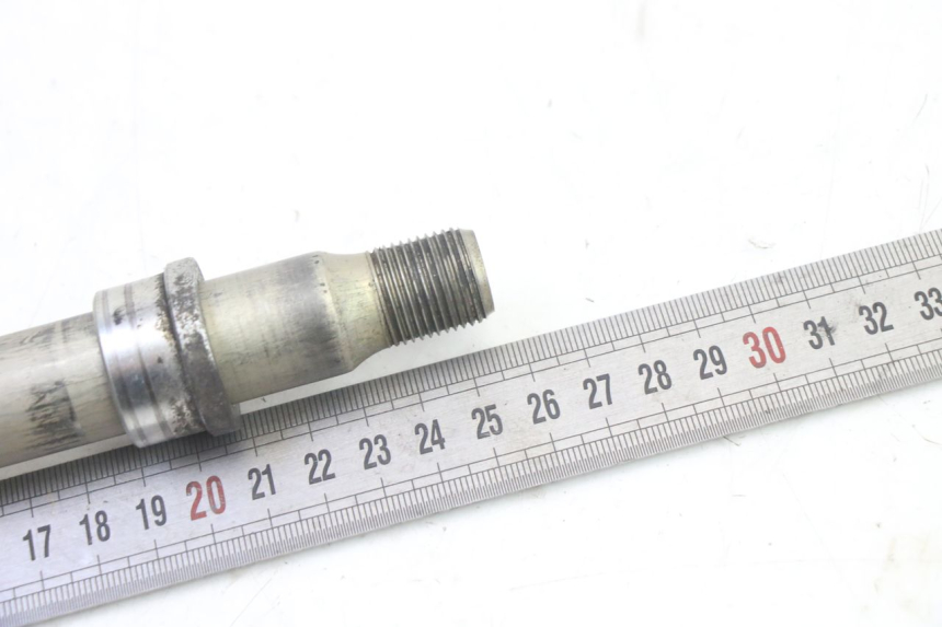 photo de EJE RUEDA DELANTERO YAMAHA FZ6 FAZER S2 600 (2007 - 2011)