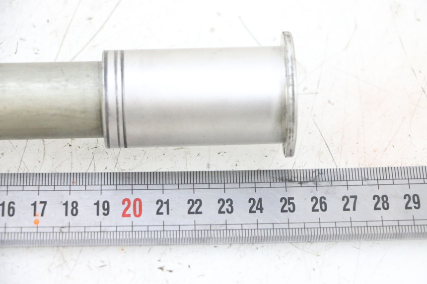 photo de EJE RUEDA DELANTERO SUZUKI GSXR GSX-R 1000 (2003 - 2004) - Detalle de la pieza