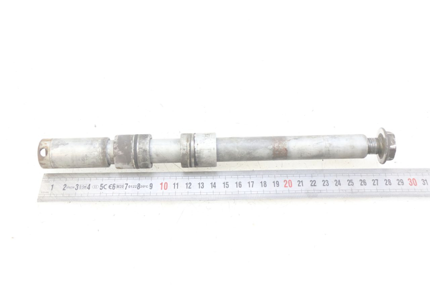 photo de EJE DE LA RUEDA DELANTERA HONDA FJS SILVERWING SILVER WING 400 (2009 - 2016)