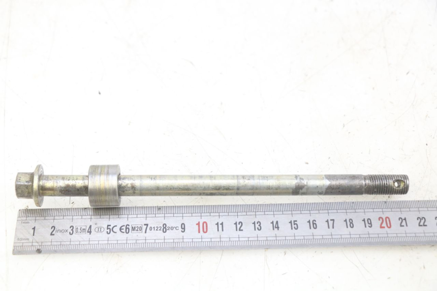 photo de EJE DE LA RUEDA DELANTERA JIANSHE COYOTE 80