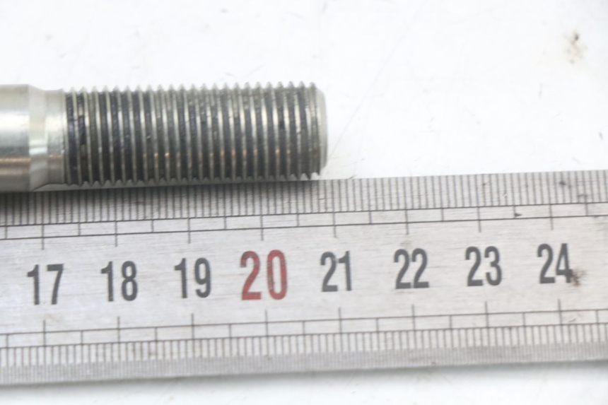 photo de EJE RUEDA DELANTERO RIEJU MRT 50 (2018 - 2021)