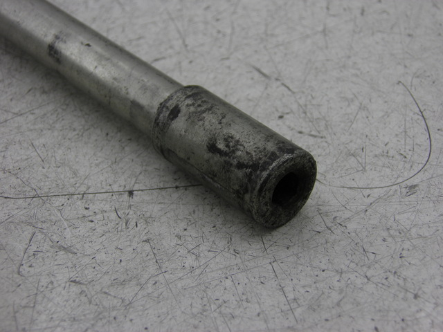 photo de EJE RUEDA DELANTERO PEUGEOT ELYSEO 125 (1999 - 2004)