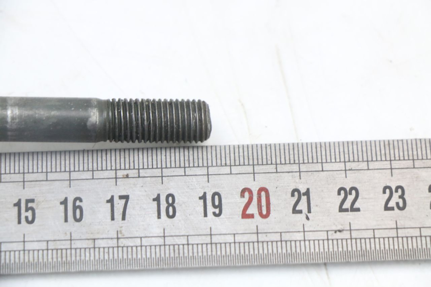 photo de EJE DE LA RUEDA DELANTERA YAMAHA PW 80 (1983 - 2014)