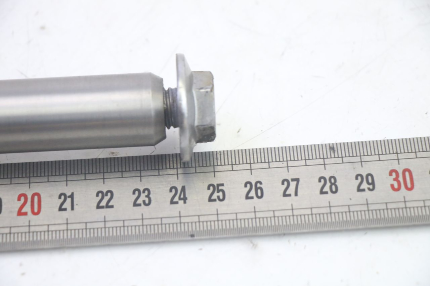 photo de EJE RUEDA DELANTERO BMW R GS 1250 (2021 - 2024) - Otra perspectiva