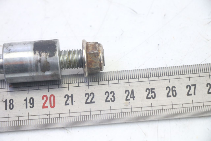 photo de EJE DE LA RUEDA DELANTERA TNT MOTOR ROMA 10' 4T 50 (2019 - 2022) - Otra perspectiva