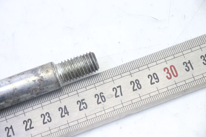 photo de EJE DE LA RUEDA DELANTERA GILERA RUNNER SP 50 (2009 - 2017)