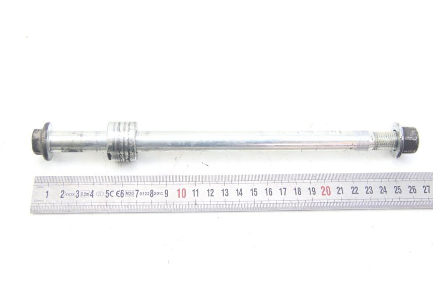 photo de EJE DE LA RUEDA DELANTERA SUZUKI SIXTEEN 125 (2008 - 2010)