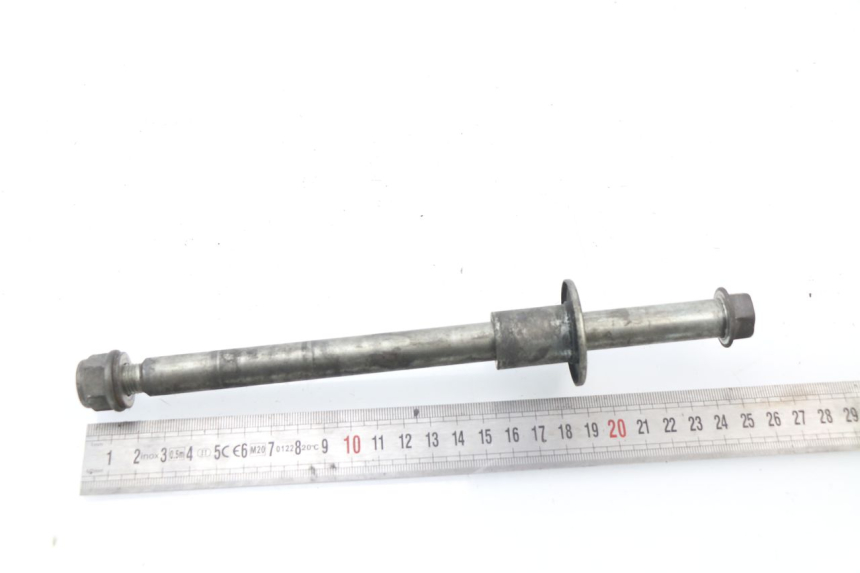 photo de EJE RUEDA DELANTERO SUZUKI GSXF GSX F 600 (1988 - 1997)