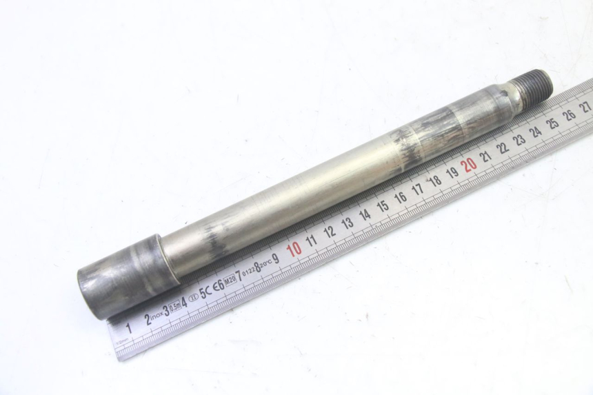 photo de EJE RUEDA DELANTERO YAMAHA TDM ABS 900 (2002 - 2014)