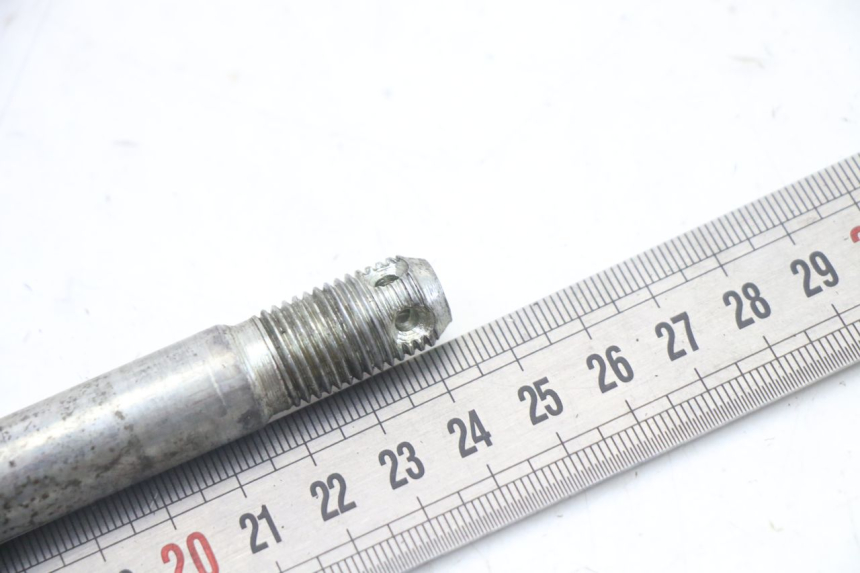 photo de EJE RUEDA DELANTERO YAMAHA TDR DELTABOX 125 (1993 - 2003)