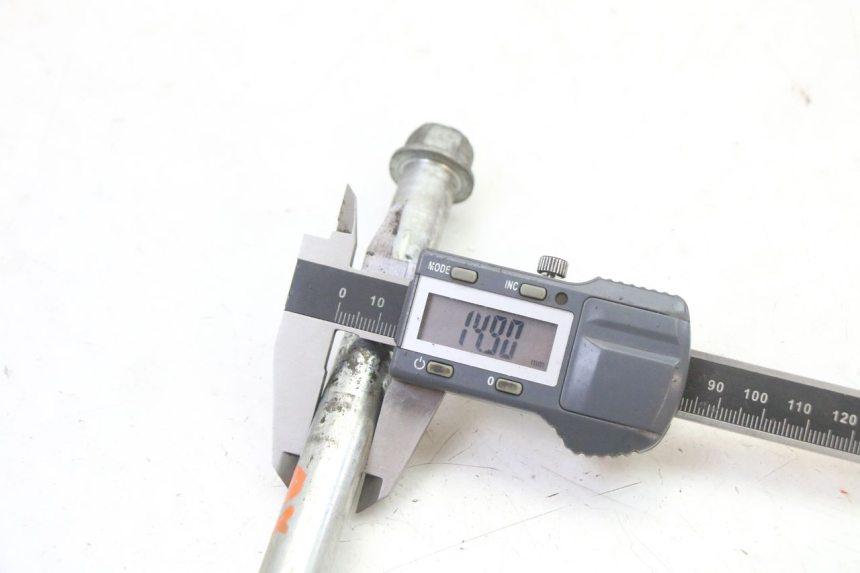 photo de EJE RUEDA DELANTERO YAMAHA TDR DELTABOX 125 (1993 - 2003)