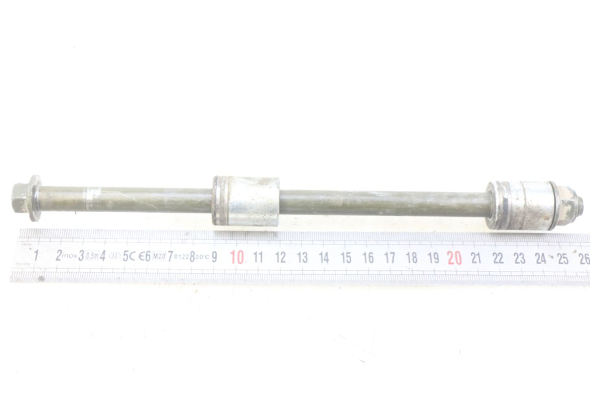 photo de EJE DE LA RUEDA DELANTERA SYM WOLF SB 125 (2011 - 2018)