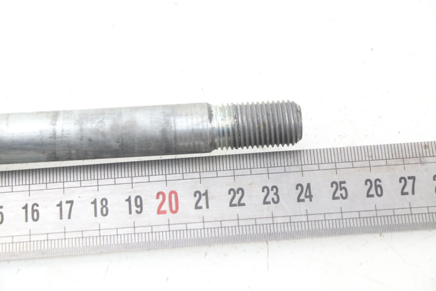 photo de EJE RUEDA DELANTERO HONDA XLV VARADERO 125 (2000 - 2006)