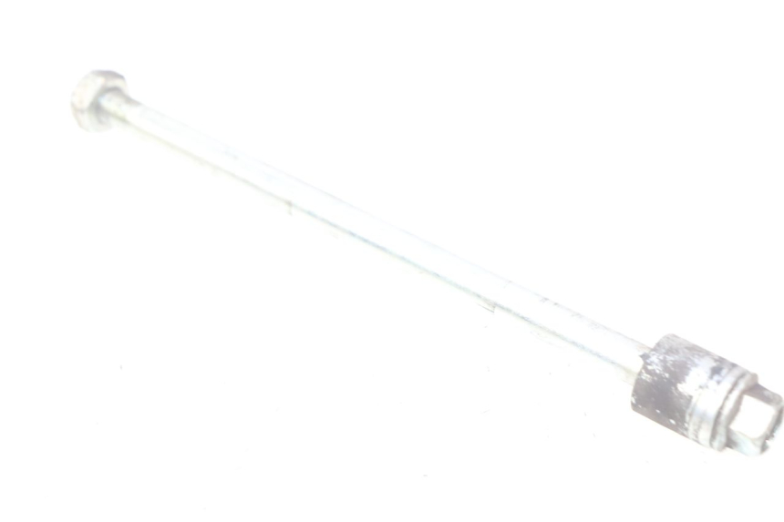photo de EJE DE LA RUEDA DELANTERA YAMAHA D'ELIGHT DELIGHT 115 (2013 - 2017)