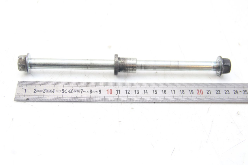 photo de EJE DE LA RUEDA DELANTERA YAMAHA HW XENTER 125 (2011 - 2017)