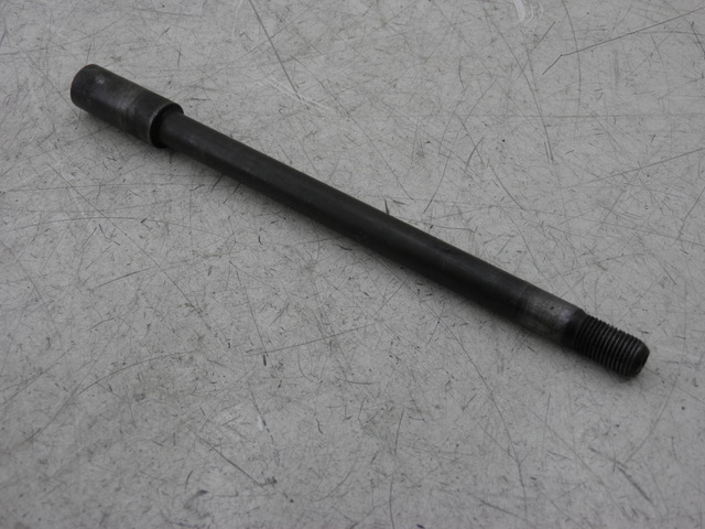 photo de EJE RUEDA DELANTERO YAMAHA XP T-MAX TMAX ABS 500 (2000 - 2003)