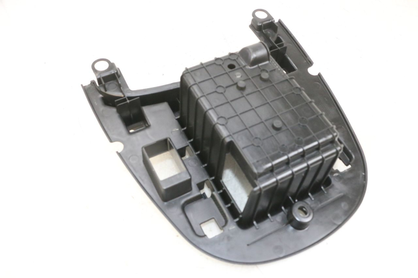 photo de BANDEJA DE BATERíA PEUGEOT DJANGO 4T 50 (2014 - 2019) - Zoom estado de uso