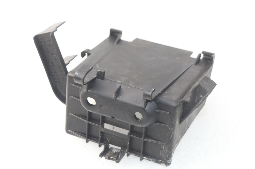 photo de CAJA BATERIA HONDA SES DYLAN 125 (2002 - 2006)