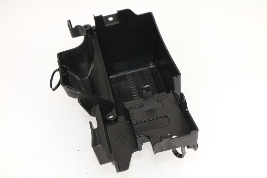 photo de CAJA BATERIA KAWASAKI ER-6 ER6 N 650 (2009 - 2011)