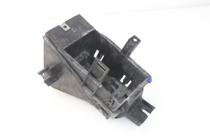 photo de CAJA BATERIA PEUGEOT SATELIS 500 (2007 - 2013)