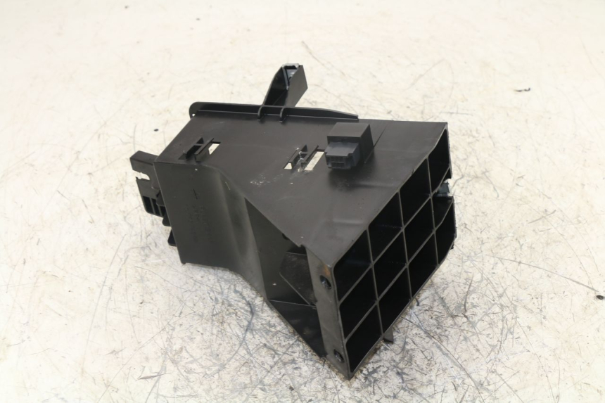 photo de CAJA BATERIA PEUGEOT SATELIS 400 (2007 - 2013)