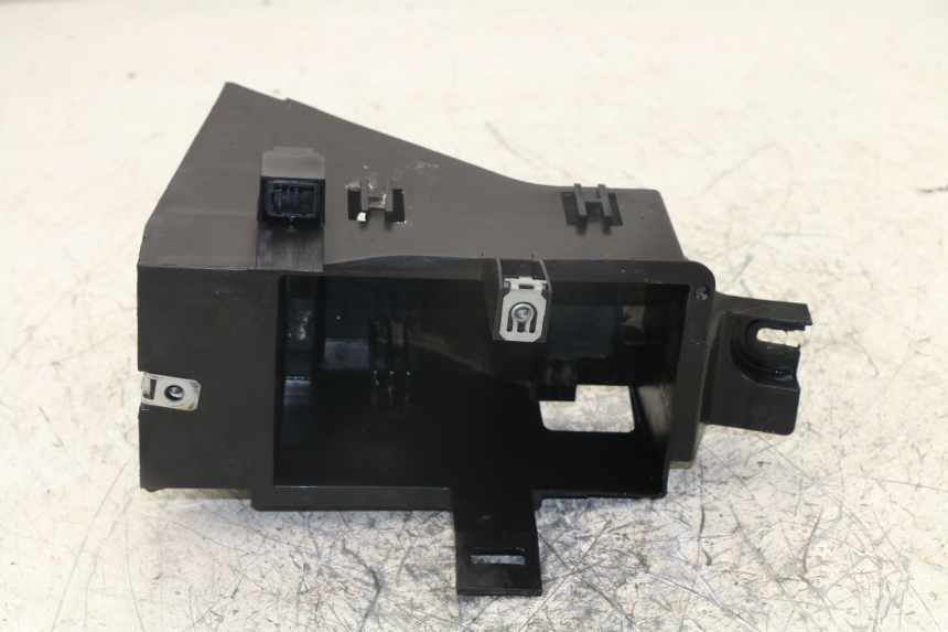 photo de CAJA BATERIA PEUGEOT SATELIS 400 (2007 - 2013)