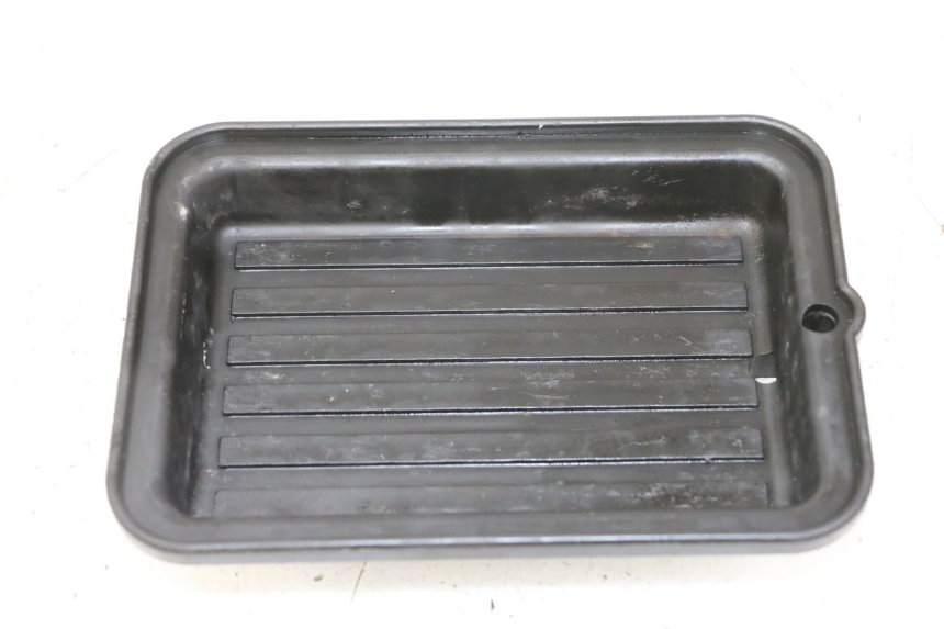 photo de CAJA BATERIA PIAGGIO VESPA GRANTURISMO 200 (2004 - 2005)