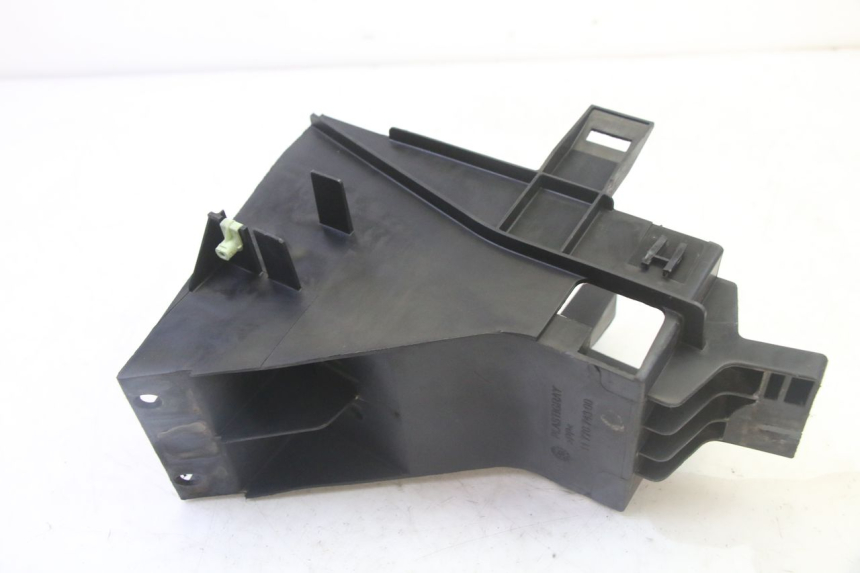 photo de CAJA BATERIA PEUGEOT SATELIS 125 (2013 - 2018)