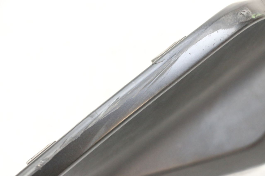 photo de BAJO CARENADO TRASERO DERECHA SUZUKI BURGMAN 650 (2013 - 2020)