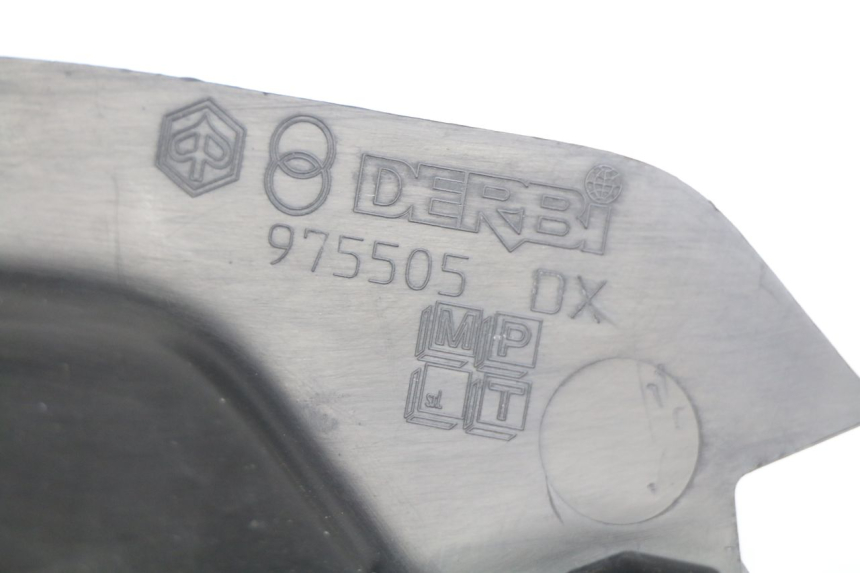 photo de FALDON LATERAL TRASERO DERECHO GILERA NEXUS 125 (2009 - 2013)
