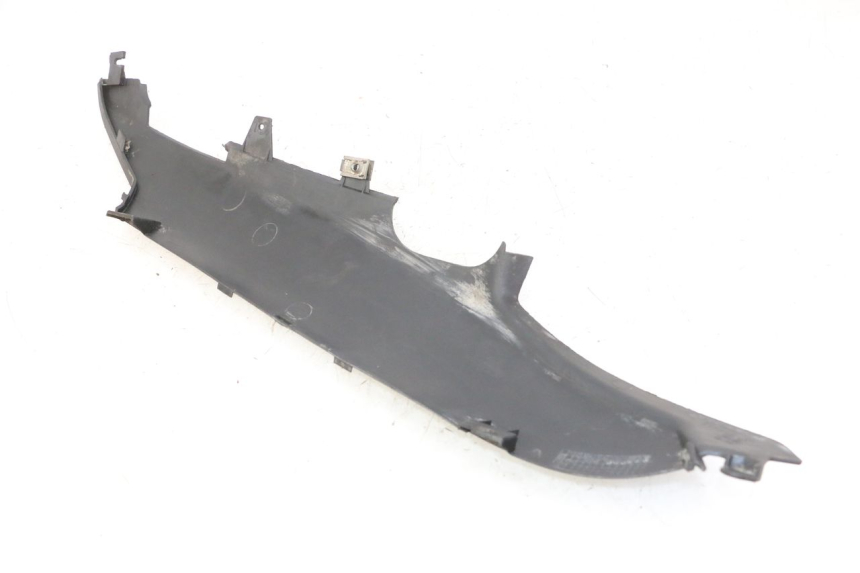photo de BAJO CARENADO TRASERO DERECHA GILERA NEXUS 300 (2008 - 2013)
