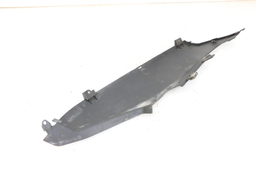 photo de BAJO CARENADO TRASERO DERECHA GILERA NEXUS 300 (2008 - 2013)