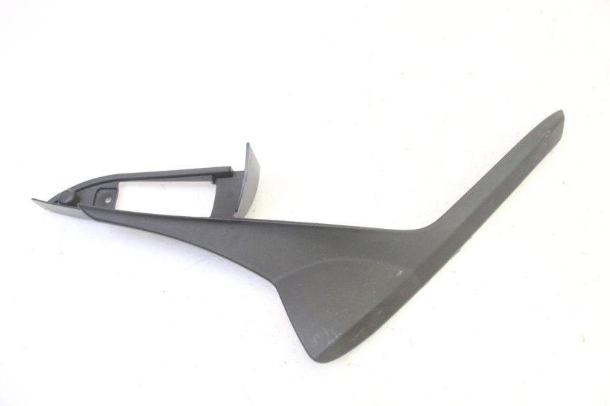 photo de BAJO CARENADO TRASERO DERECHA PIAGGIO MP3 HPE 310 (2024 - 2025)