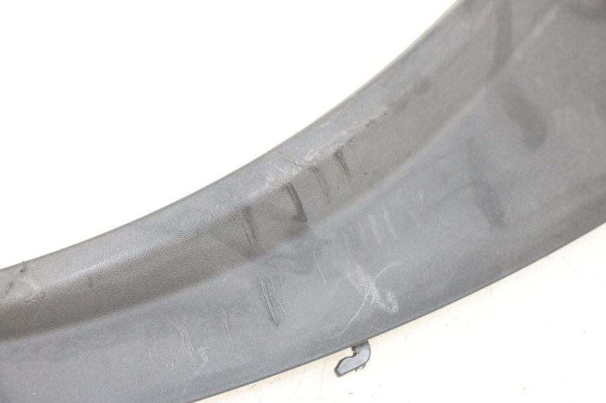 photo de BAJO CARENADO TRASERO DERECHA PIAGGIO MP3 RL 250 (2007 - 2010) - Recambio usado revisado