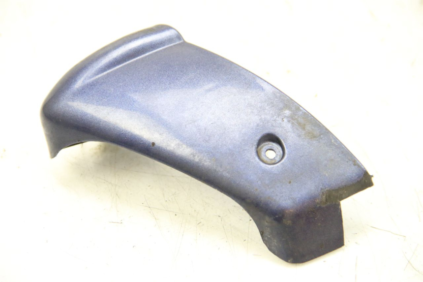 photo de FALDóN LATERAL TRASERO DERECHO PIAGGIO VESPA GRANTURISMO 125 (2003 - 2007)