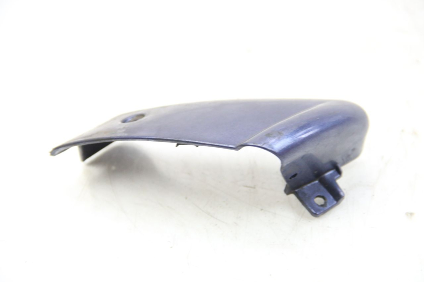 photo de FALDóN LATERAL TRASERO DERECHO PIAGGIO VESPA GRANTURISMO 125 (2003 - 2007)