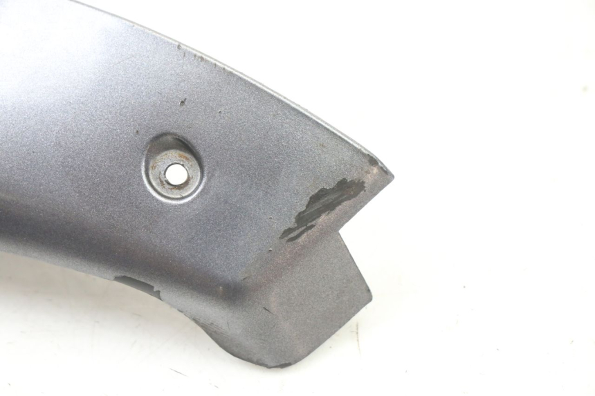 photo de FALDóN LATERAL TRASERO DERECHO PIAGGIO VESPA GRANTURISMO 125 (2003 - 2007)