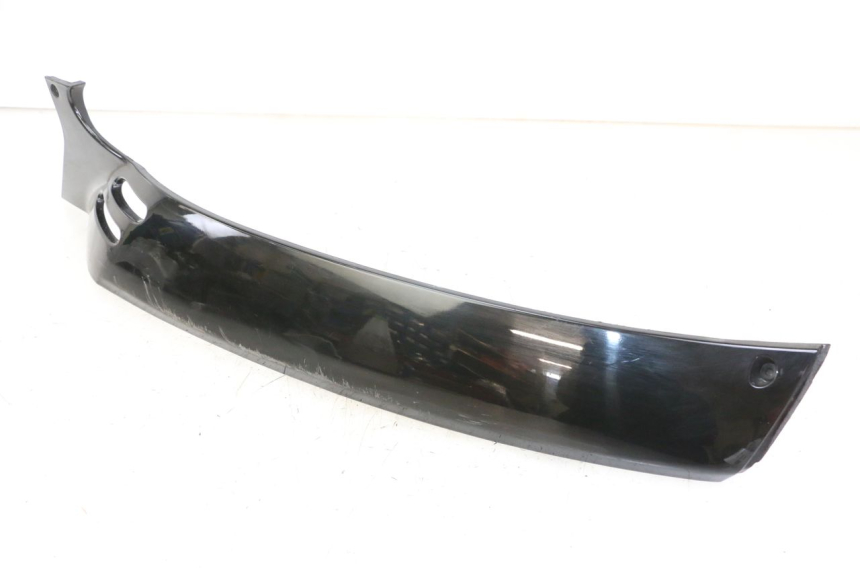 photo de BAJO CARENADO TRASERO DERECHA PIAGGIO VESPA GRANTURISMO 200 (2004 - 2005)