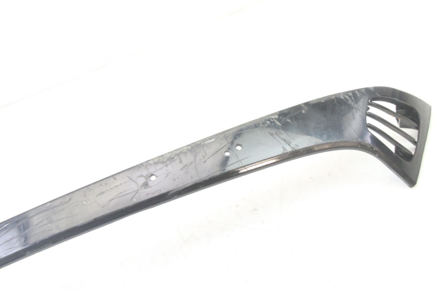 photo de FALDóN LATERAL TRASERO DERECHO PIAGGIO VESPA LX 2T 50 (2005 - 2013)