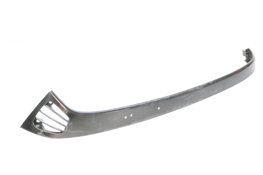 photo de FALDóN LATERAL TRASERO DERECHO PIAGGIO VESPA S 2T 50 (2007 - 2014)