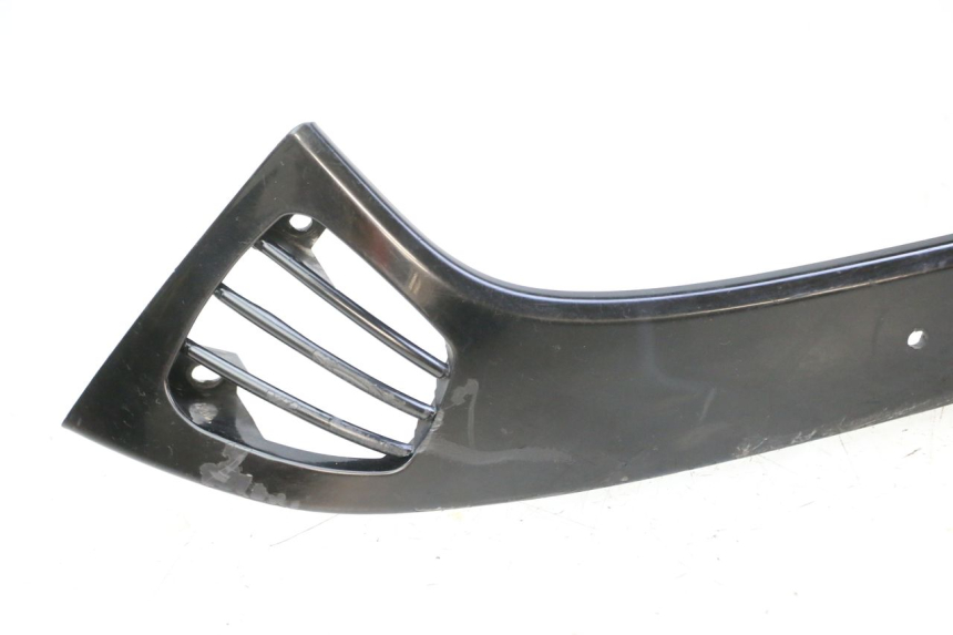 photo de FALDóN LATERAL TRASERO DERECHO PIAGGIO VESPA S 2T 50 (2007 - 2014)