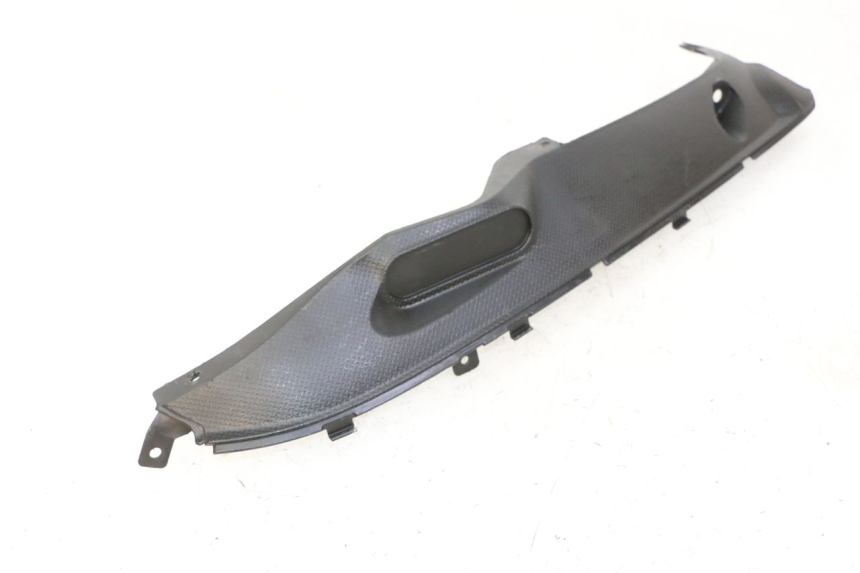 photo de BAJO CARENADO TRASERO DERECHA GILERA RUNNER SP 50 (2006 - 2008)