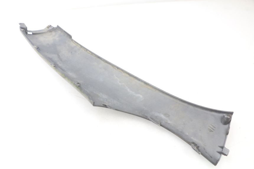 photo de FALDóN LATERAL TRASERO DERECHO PIAGGIO X9 125 (2000 - 2003)