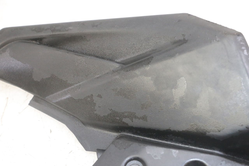 photo de BAJO CARENADO TRASERO DERECHA YAMAHA YP X-MAX XMAX 400 (2014 - 2017)