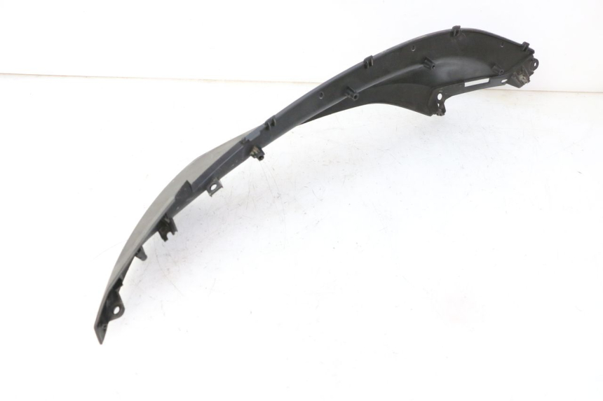 photo de BAJO CARENADO TRASERO IZQUIERDA QUADRO 4 4D 350 (2015 - 2018)