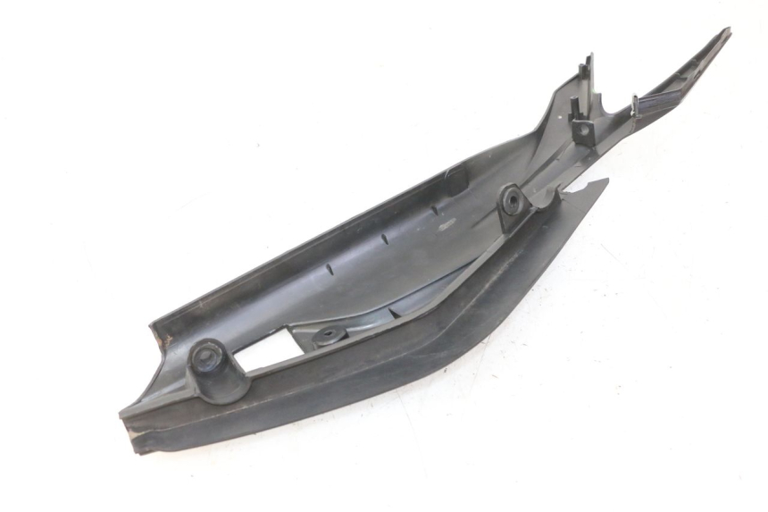 photo de BAJO CARENADO TRASERO IZQUIERDA STAHO FH 50 (2018 - 2019)