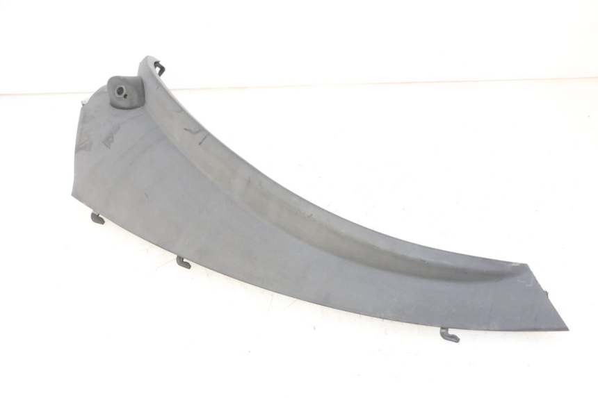 photo de BAJO CARENADO TRASERO IZQUIERDA PIAGGIO MP3 RL 250 (2007 - 2010)